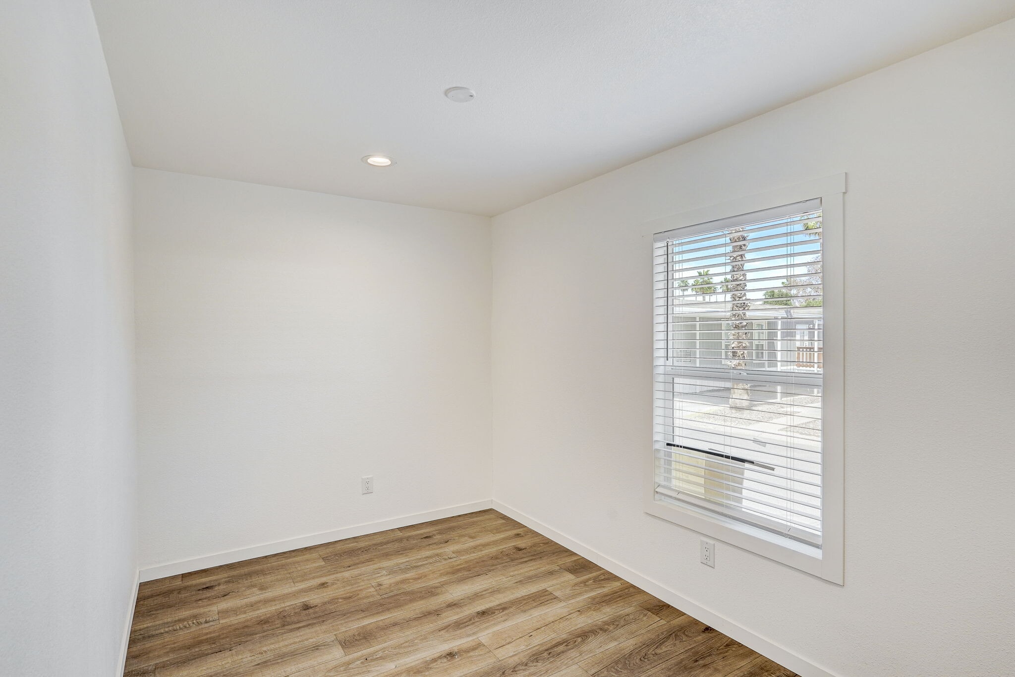 Building Photo - 2627 S Lamb Blvd