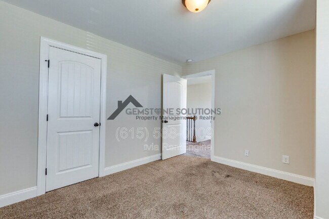 Building Photo - 1634 Earl Ct