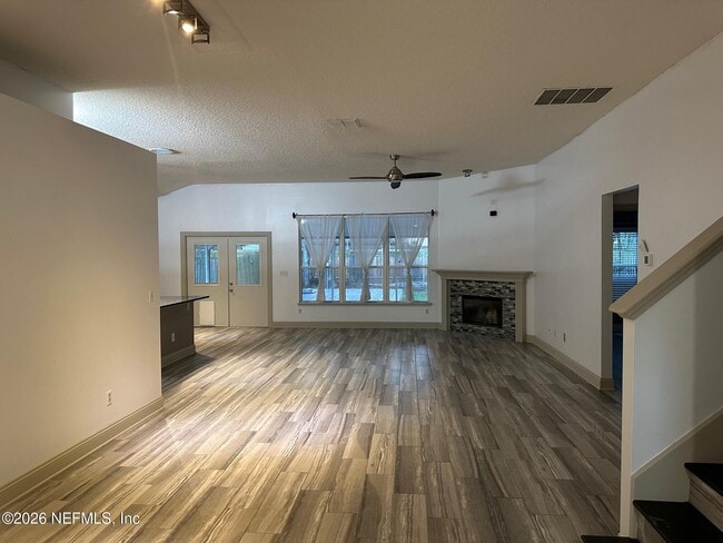 Building Photo - 5388 Hidden Gardens Dr