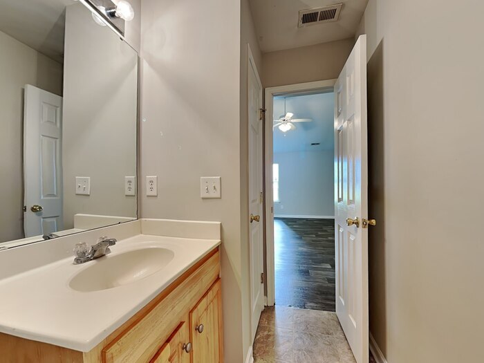 Building Photo - 6837 Ciera Nichole Ct