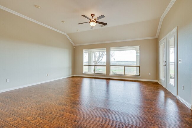 Building Photo - 9109 Perimeter Dr