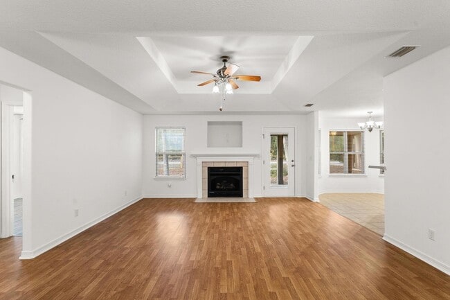 Building Photo - 71 Eventide Ln