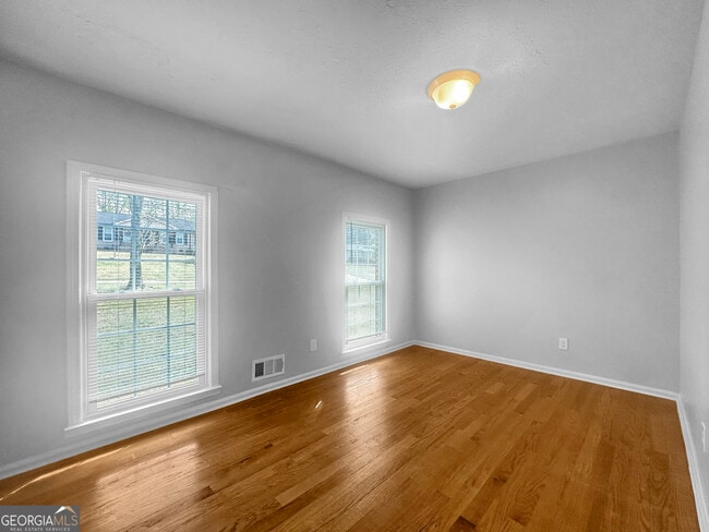 Building Photo - 3280 S Whisper Dr