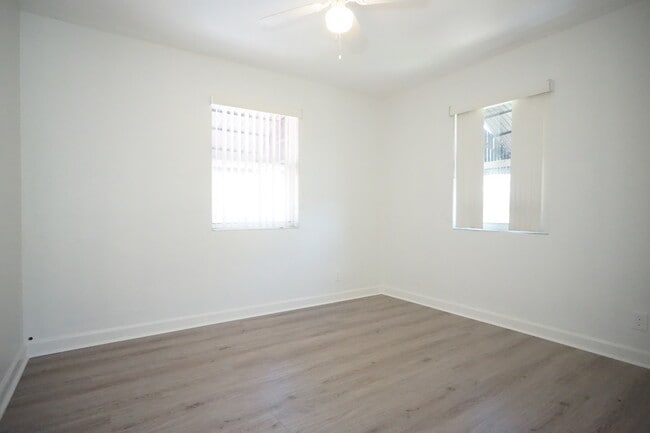 Building Photo - 727 Bunker Rd