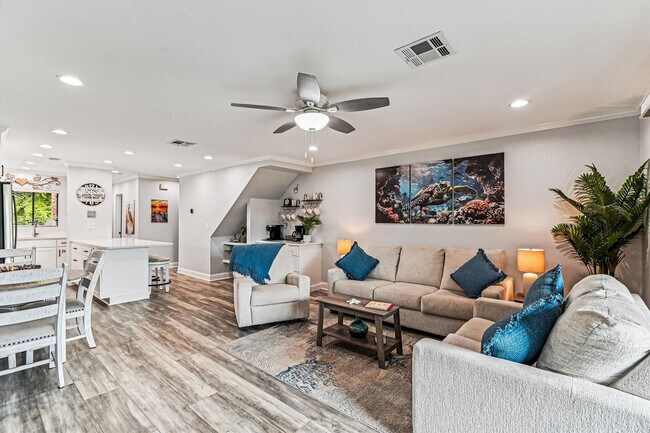 Building Photo - 17751 Panama City Beach Pkwy