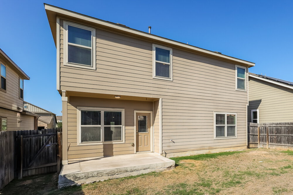 Building Photo - 5930 Bridle Bnd