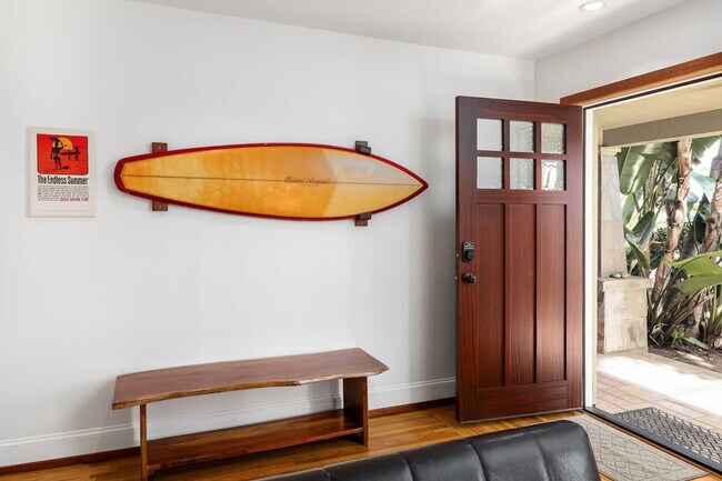 Building Photo - 525 S Tremont St