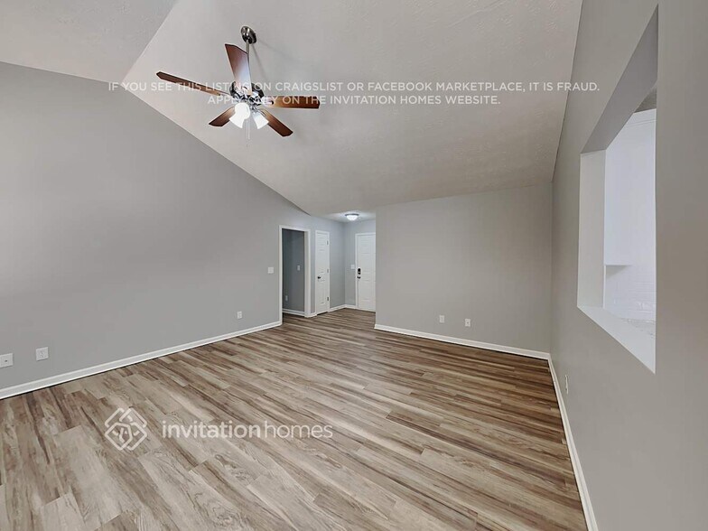 Building Photo - 128 Goldleaf Dr