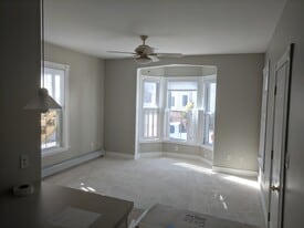 Building Photo - 26 County St