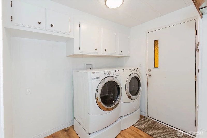 Building Photo - 2535 70th Ave SW