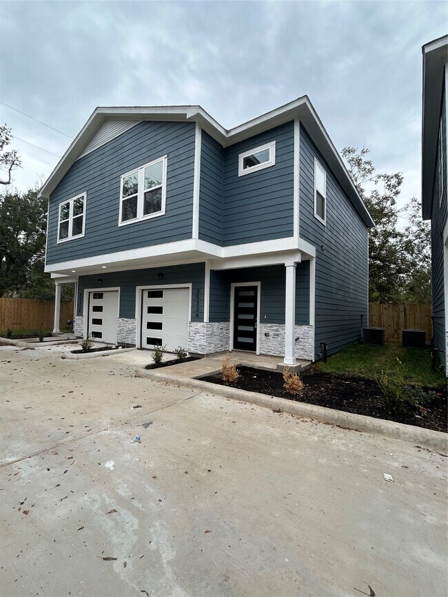 Building Photo - 3533 Alderfer St