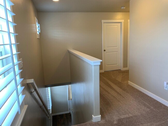 Building Photo - 3688 Golden Sky Ln