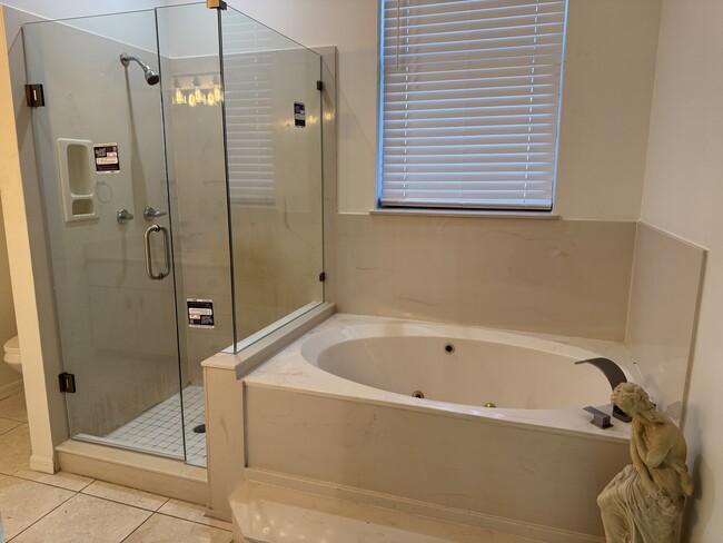 Building Photo - 317 Lanternback Island Dr