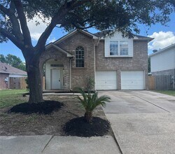 Building Photo - 6810 Creek Village Dr