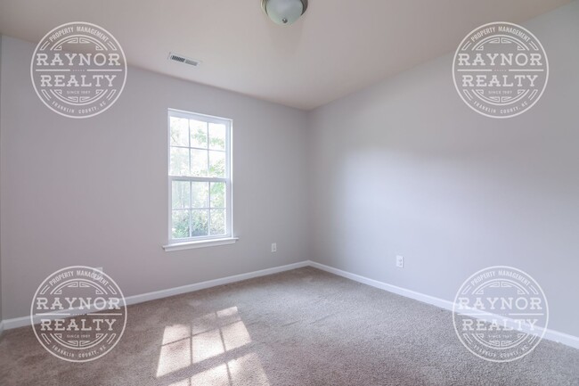 Building Photo - Unbelievable Value - Ranch with 4 Bedrooms...