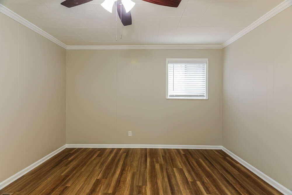 Building Photo - 1217 Turf Dr