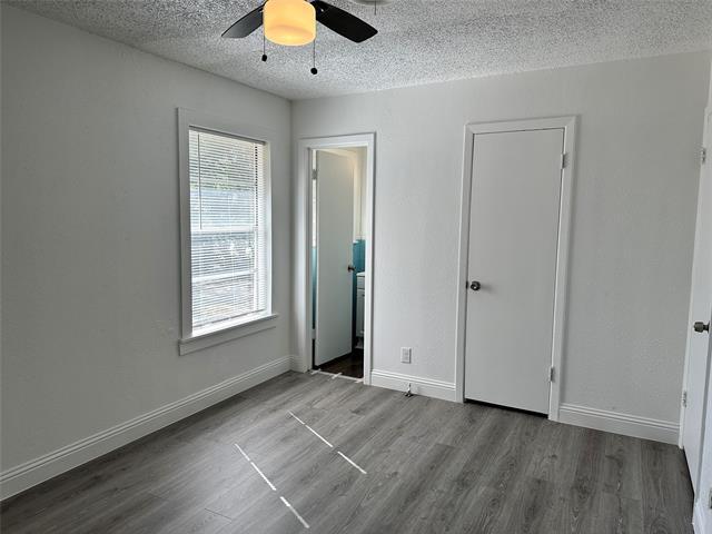 Building Photo - 3211 Poplar St