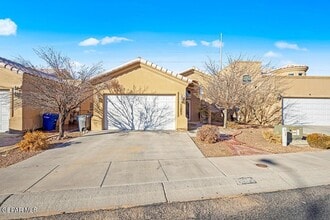 Building Photo - 11605 St Thomas Way