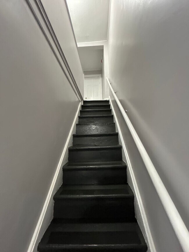 Building Photo - 53 N Stockton St