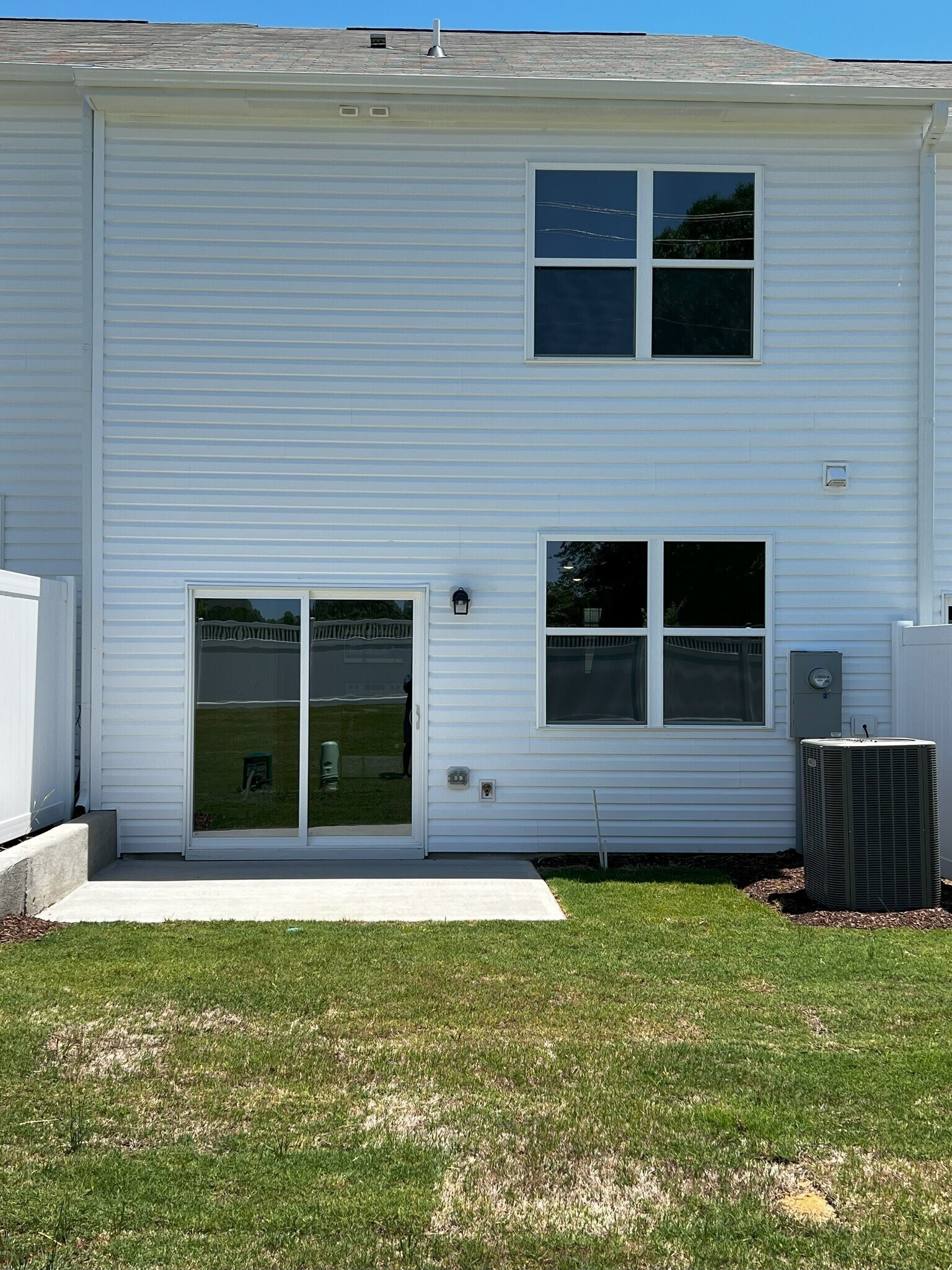 Building Photo - 136 S Chubb Rdg