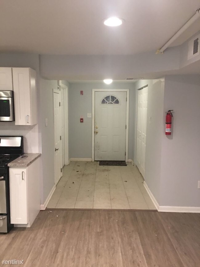 Building Photo - 4634 Sansom St