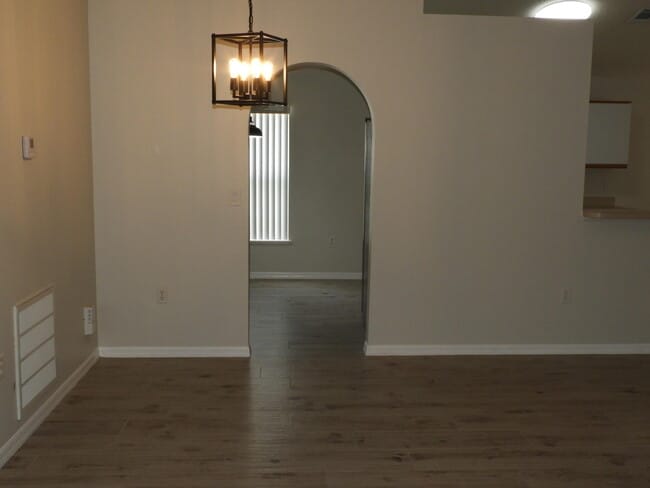 Building Photo - 1520 Vista Lake Cir