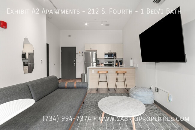 Building Photo - Exhibit A2 Apartments - 212 S. Fourth -1 Bed/1 Bath
