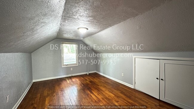 Building Photo - 6244 Grovenburg Rd