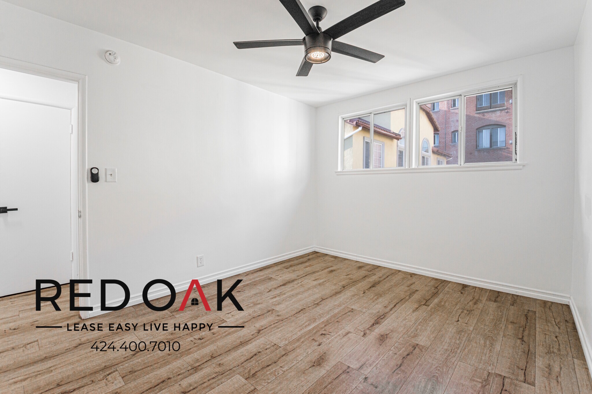 Building Photo - 820 S Gramercy Pl