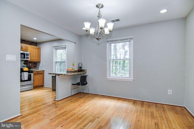 Building Photo - 7763 Durer Ct