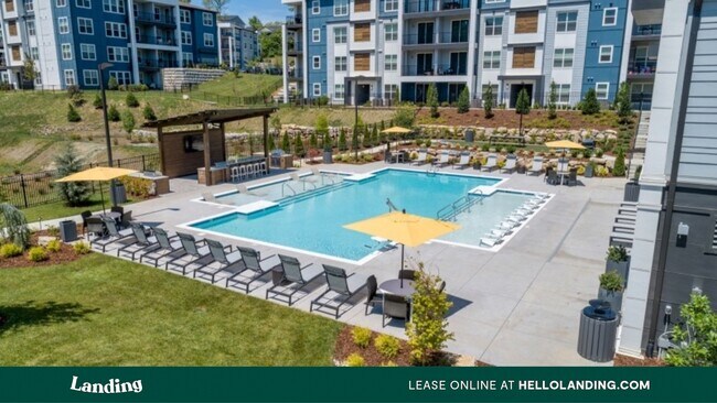 Building Photo - 950 Brittany Park Dr