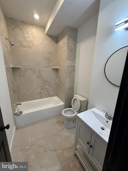 Building Photo - 1543 N 33rd St