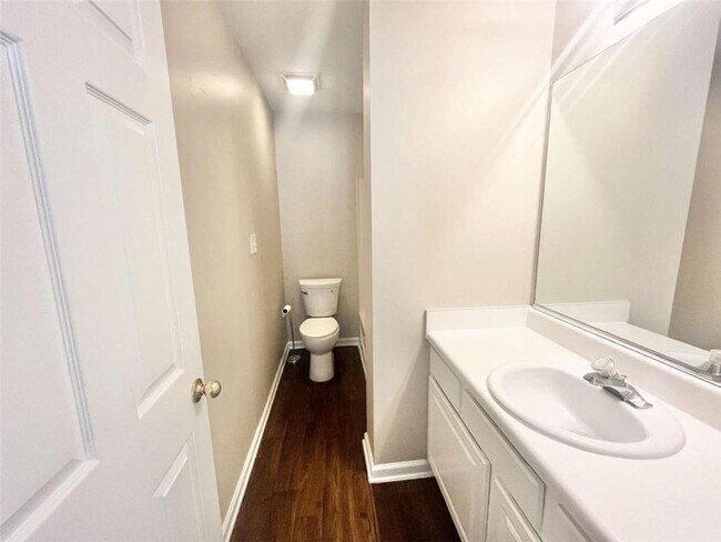 Building Photo - 4713 Autumn Rose Trail