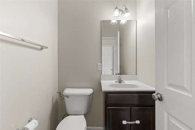Building Photo - 184 Berry Manor Cir