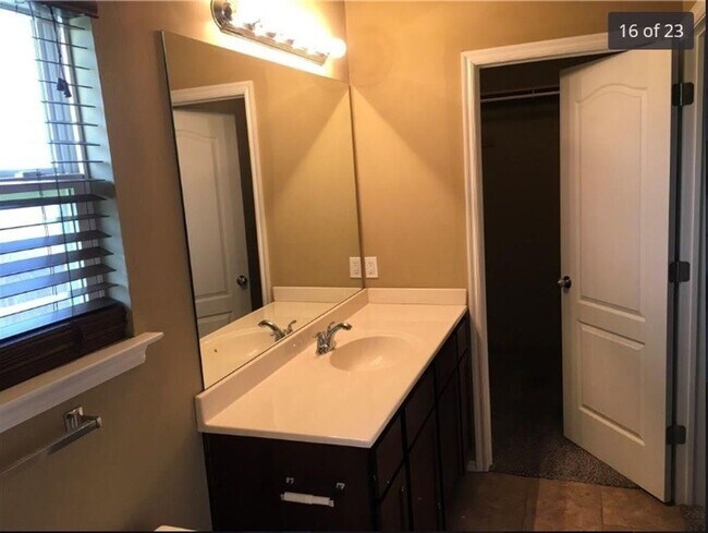 Building Photo - Piedmont Schools - 3/2 - Great Home - 1,48...