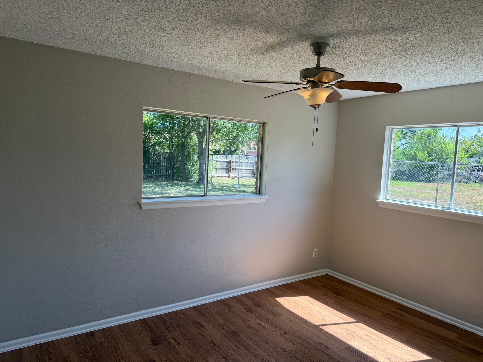 Building Photo - 4411 Jamestown Dr