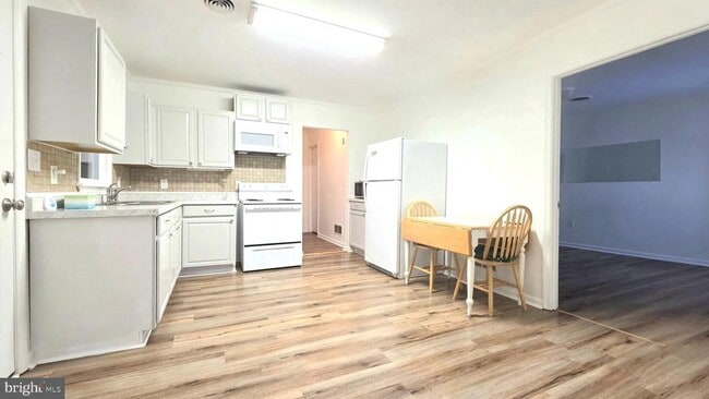 Building Photo - 392 Lafferty Ln