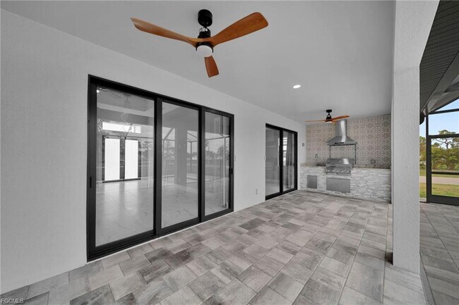 Building Photo - 1201 SW 8th Pl