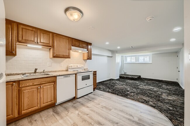 Kitchen - 327 Elrino St