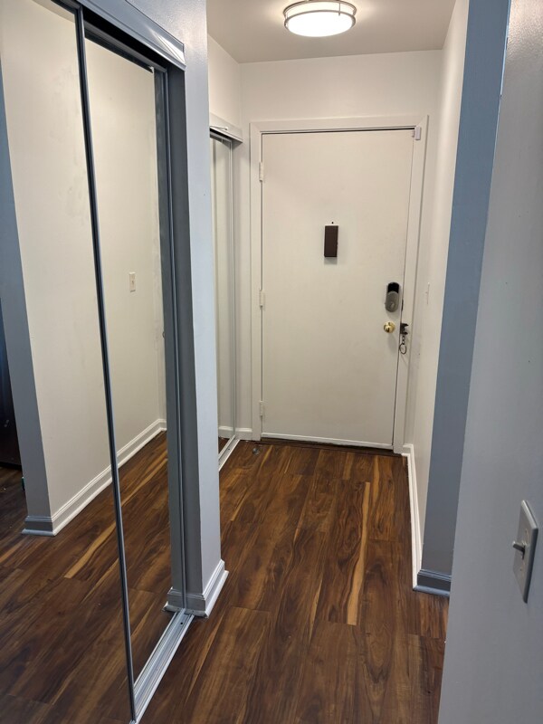 Building Photo - 4326 Villa Dr