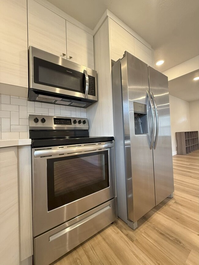 Building Photo - Completely Updated 4-Bedroom Home in Ogden!