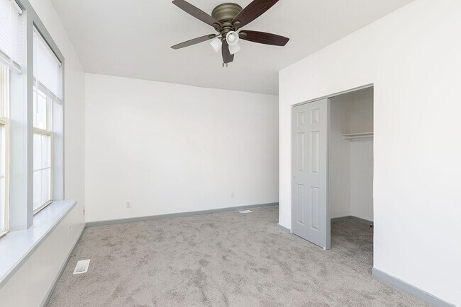 Building Photo - 1229 Spann Ave