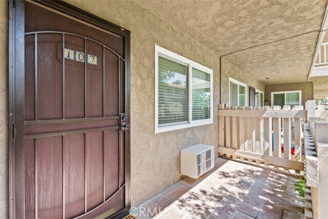 Building Photo - 531 S La Veta Park Cir