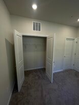 Building Photo - 9626 Killenney Pl