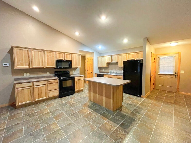 Building Photo - N7886 540th St