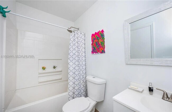 Building Photo - 444 NW 77th St