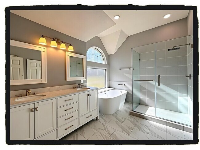 Building Photo - 1423 Greenway Village Dr