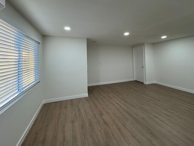 Building Photo - 17122 Santa Lucia St