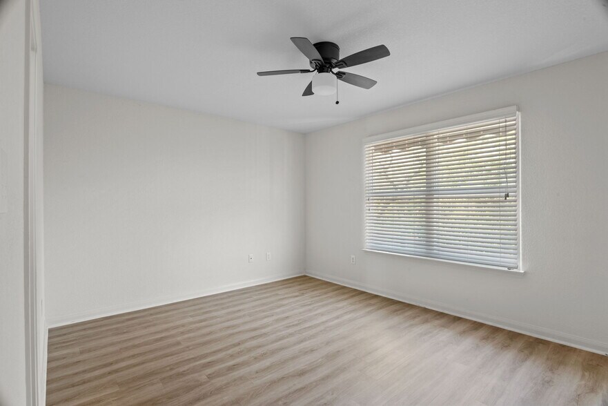 Building Photo - 5503 Chase Cyn