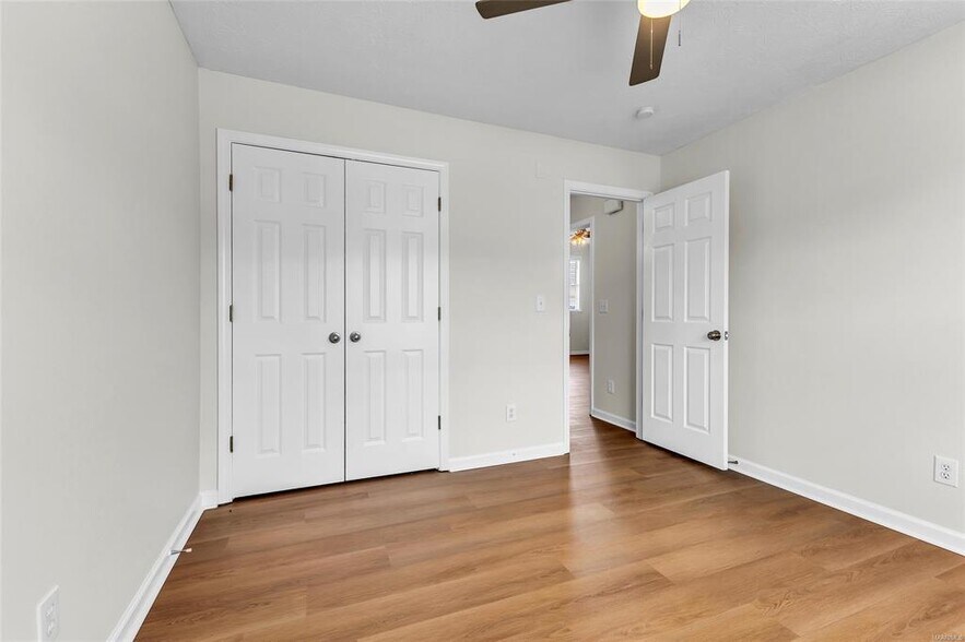 Building Photo - 3925 Claiborne Cir